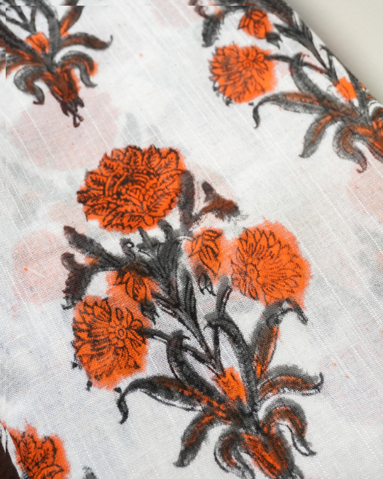 Kanakambaram Linen Saree