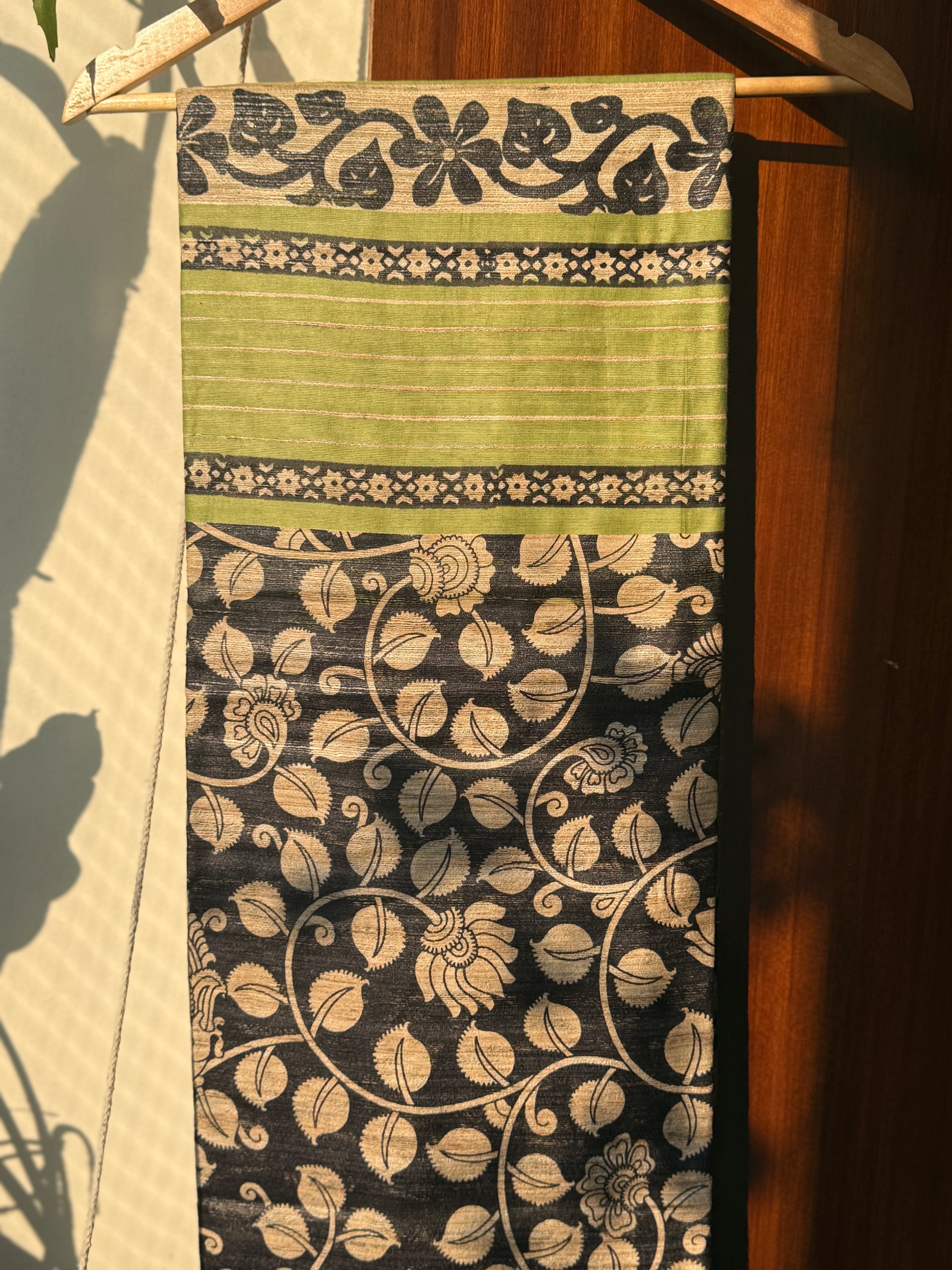 Tussar Gicha Saree